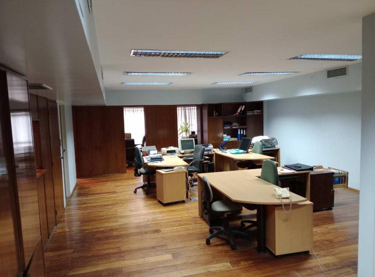 Foto de VENTA OFICINA MICROCENTRO 250MTRS DEL OBELISCO, imagen 1