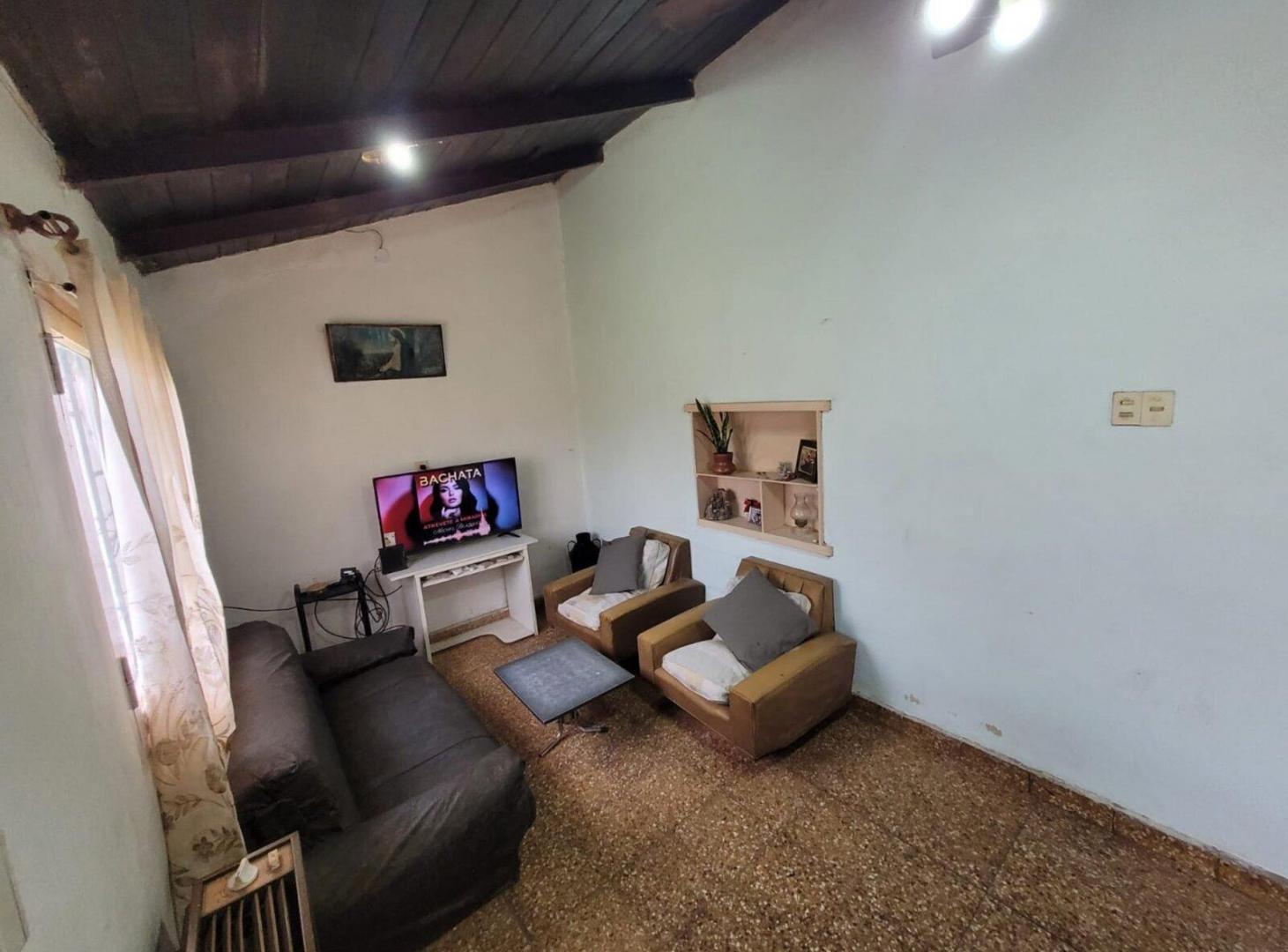 Foto de VENTA CASA 4 AMBIENTES SAN MIGUEL CON 2 MONOAMB, imagen 3