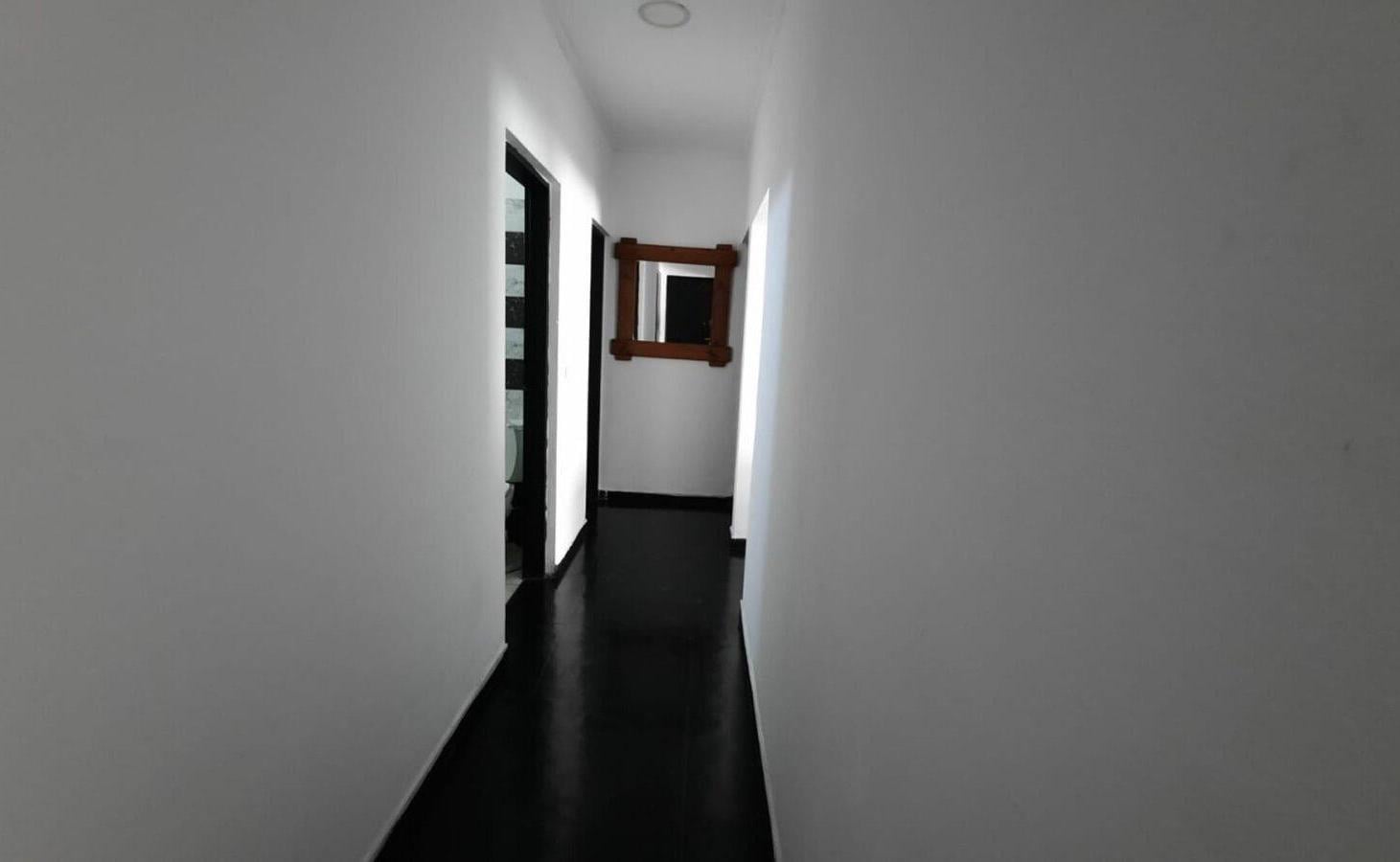 Foto de VENTA CASA 5 AMBIENTES MATHEU ESCOBAR, imagen 5