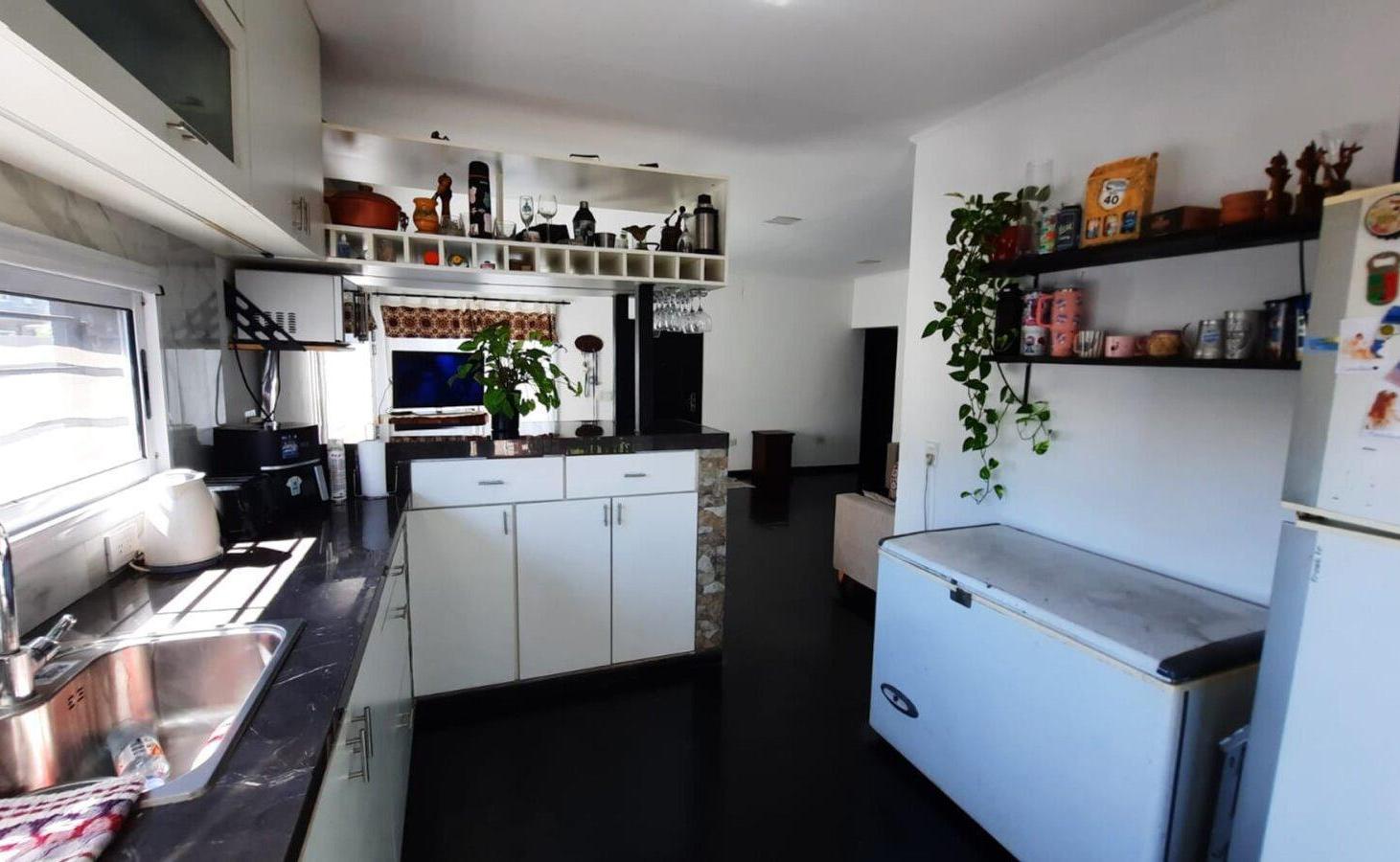 Foto de VENTA CASA 5 AMBIENTES MATHEU ESCOBAR, imagen 4