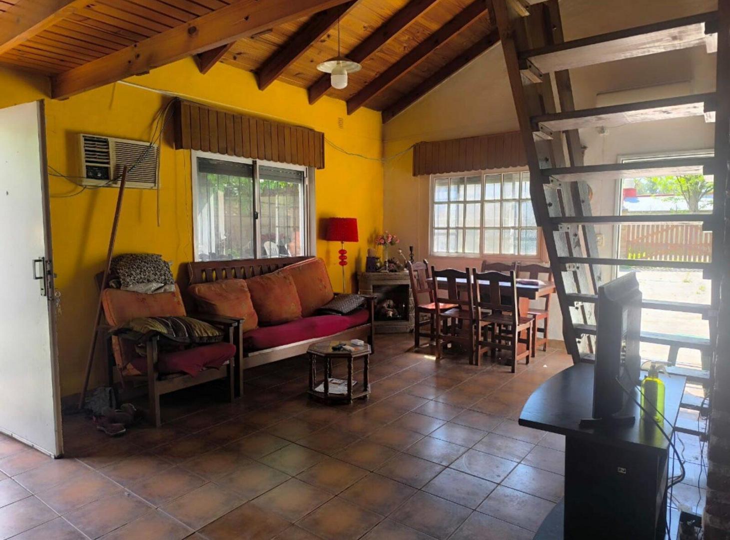 Foto de VENTA CASA DEL VISO PILETA, imagen 2