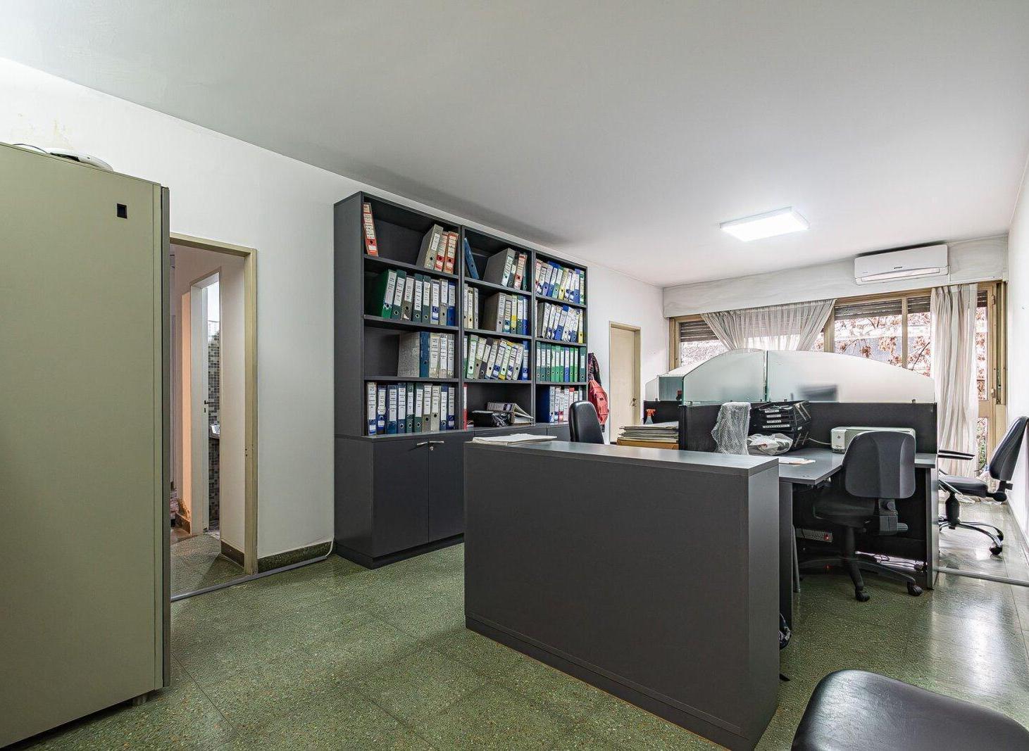Foto de VENTA DEPARTAMENTO 4 AMBIENTES ALMAGRO BALCON, imagen 1