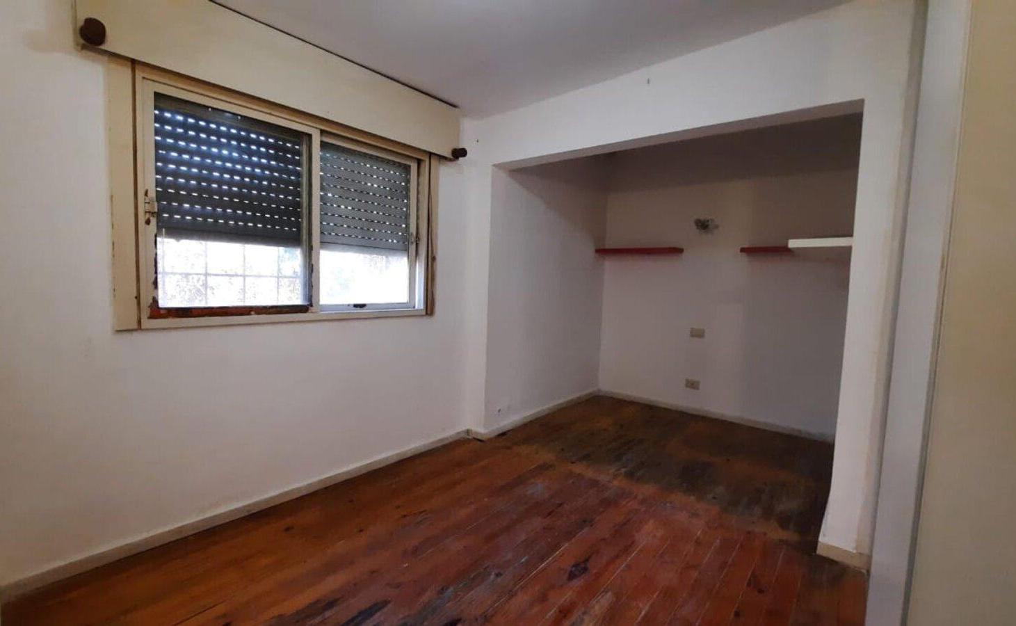 Foto de CASA EN VENTA 3 AMB JOSE C PAZ A RECICLAR, imagen 3