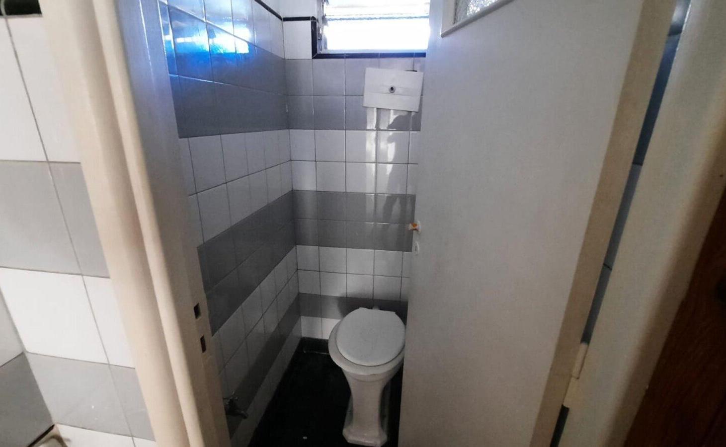 Foto de VENTA CASA 3 AMBIENTES VILLA MARTELLI COCHERA, imagen 4