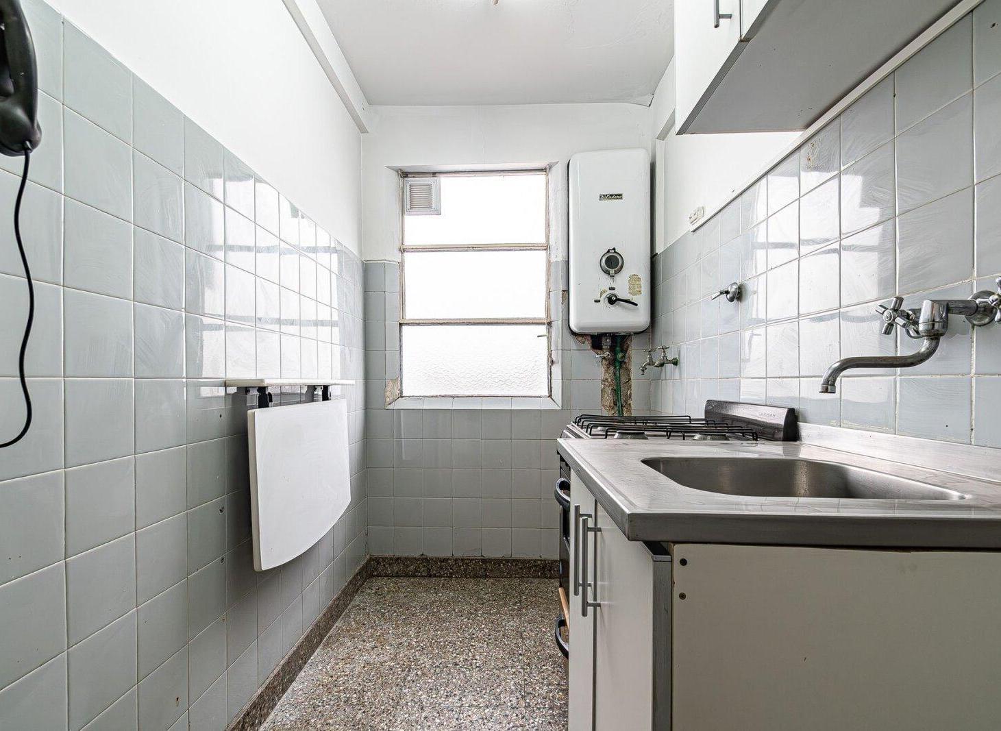 Foto de VENTA DEPARTAMENTO 2 AMBIENTES ALMAGRO, imagen 5