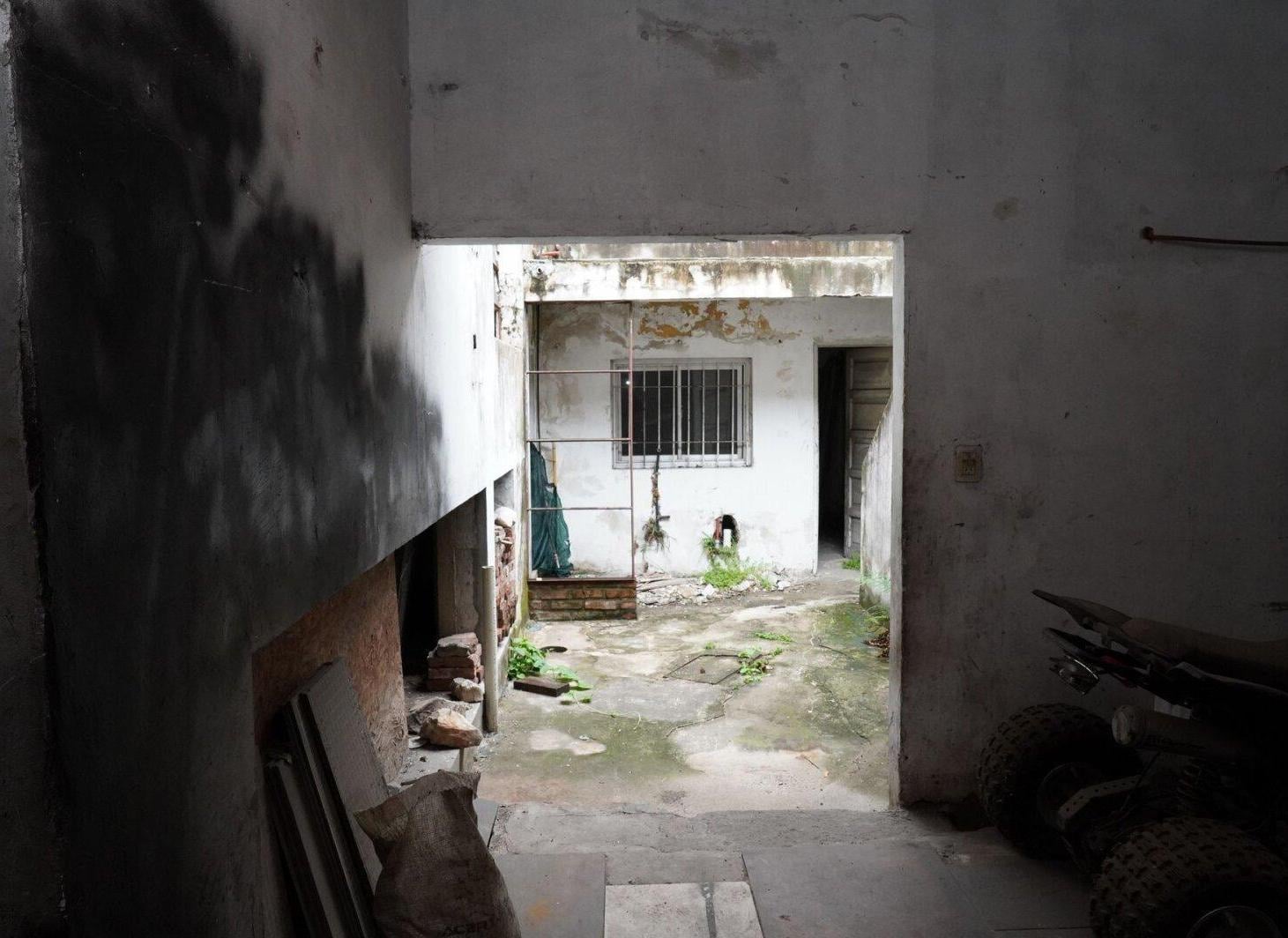 Foto de VENTA GALPÓN CON VIVIENDA A REF VALENTÍ ALSINA, imagen 2