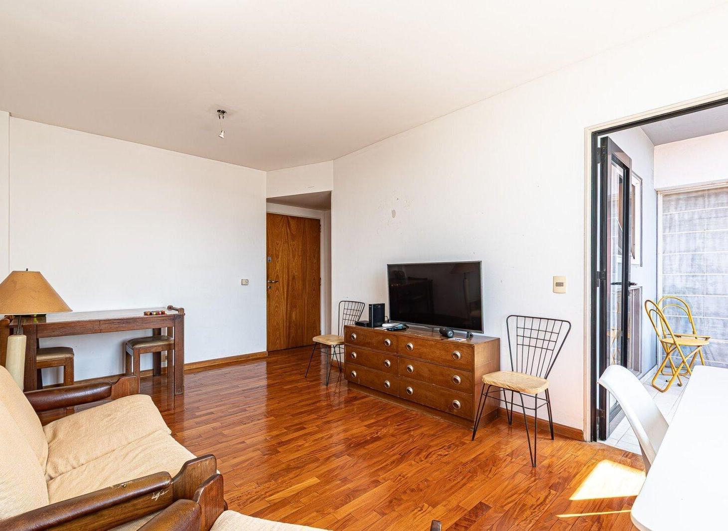 Foto de VENTA DEPTO 2 AMBIENTES CON COCHERA EN CHACARITA, imagen 4