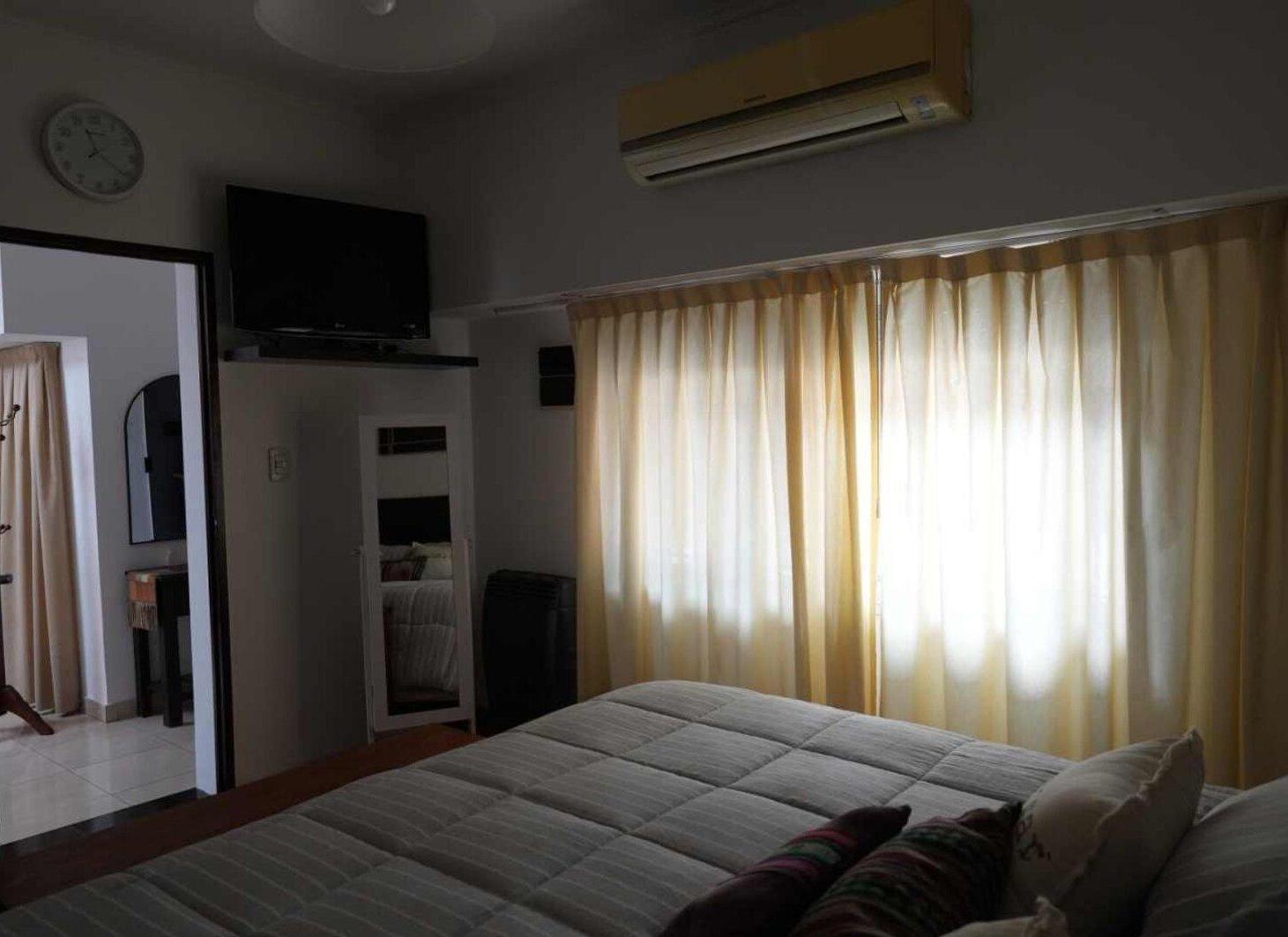 Foto de VENTA CASA SAAVEDRA 4 AMB 2 COCHERAS Y TERRAZA, imagen 3