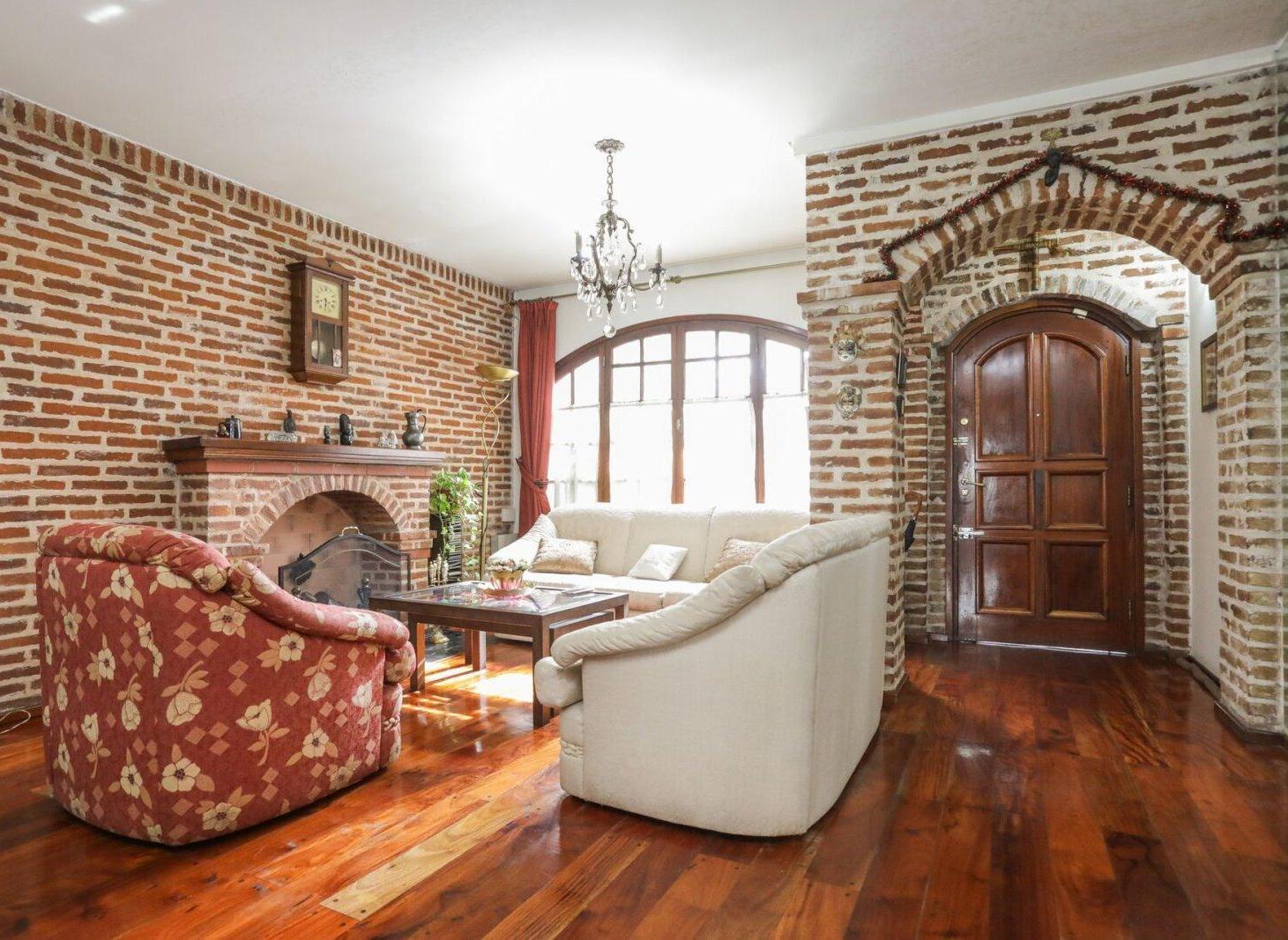 Foto de VENTA CASA 5 AMB CON COCHERA VILLA ORTUZAR, imagen 3