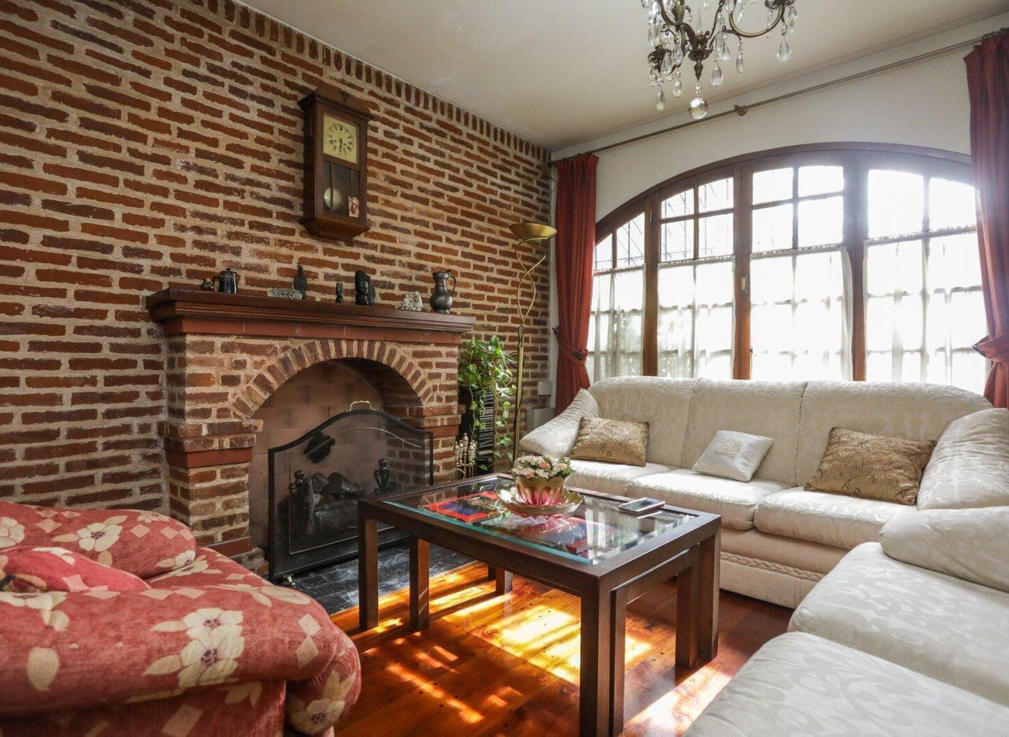 Foto de VENTA CASA 5 AMB CON COCHERA VILLA ORTUZAR, imagen 2