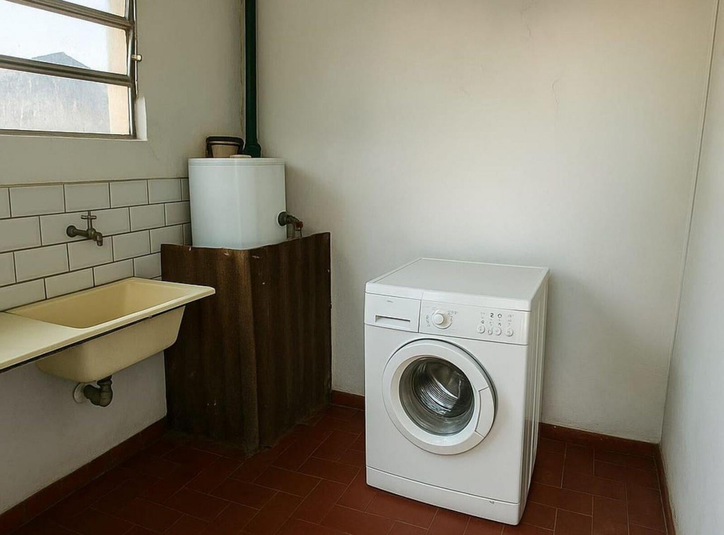 Foto de VENTA CASA 4 AMBIENTES PILETA PARRILLA SAN JUSTO, imagen 3