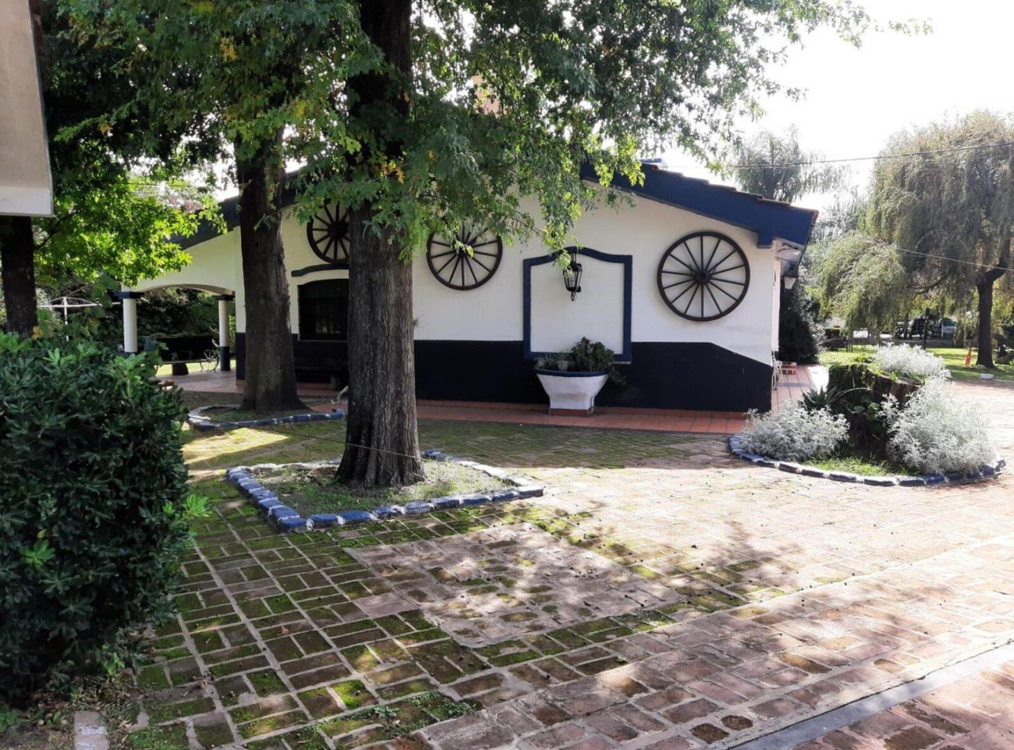 Foto de Venta Casa Quinta 7 ambiente Exaltacion de la Cruz, imagen 2
