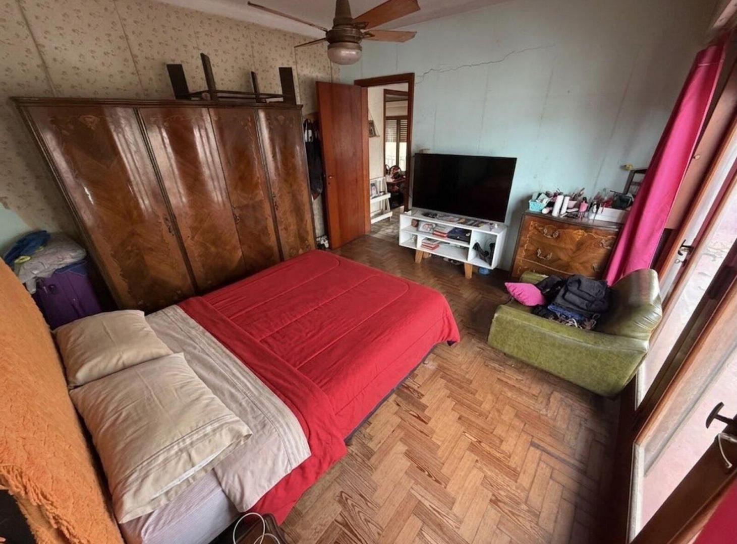 Foto de VENTA DEPARTAMENTO PH 4 AMB BANFIELD, imagen 2