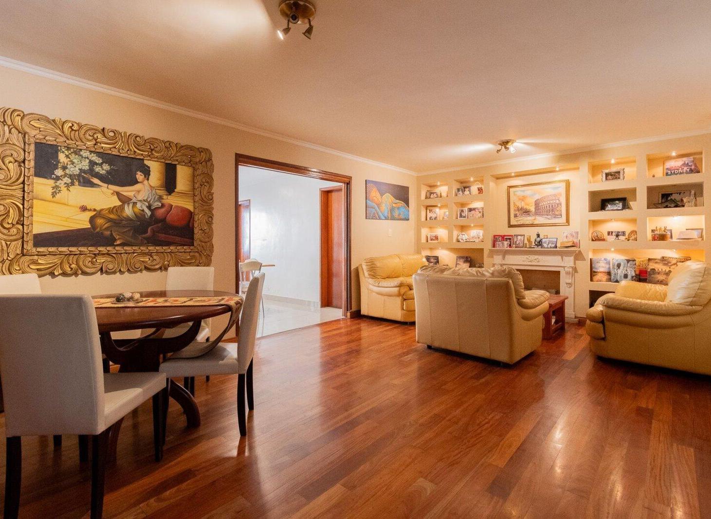 Foto de VENTA Casa 6 amb con Pileta en Vicente López, imagen 5