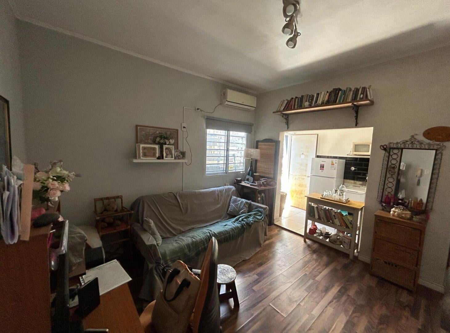 Foto de VENTA PH 2 AMBIENTES PARQUE PATRICIOS PATIO, imagen 3