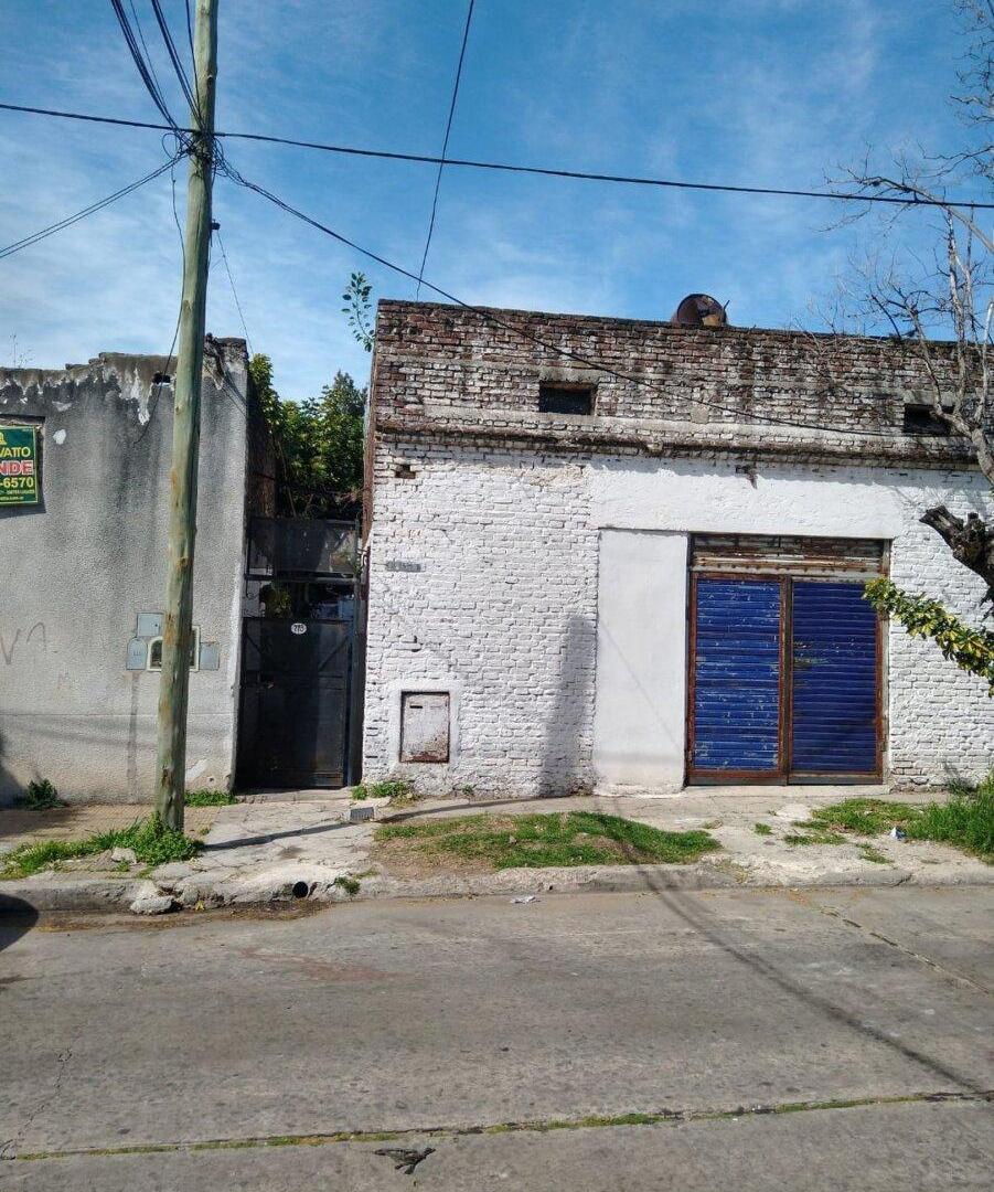 Foto de LOTE VENTA CON 3 PH A RECICLAR VILLA LYNCH, imagen 4