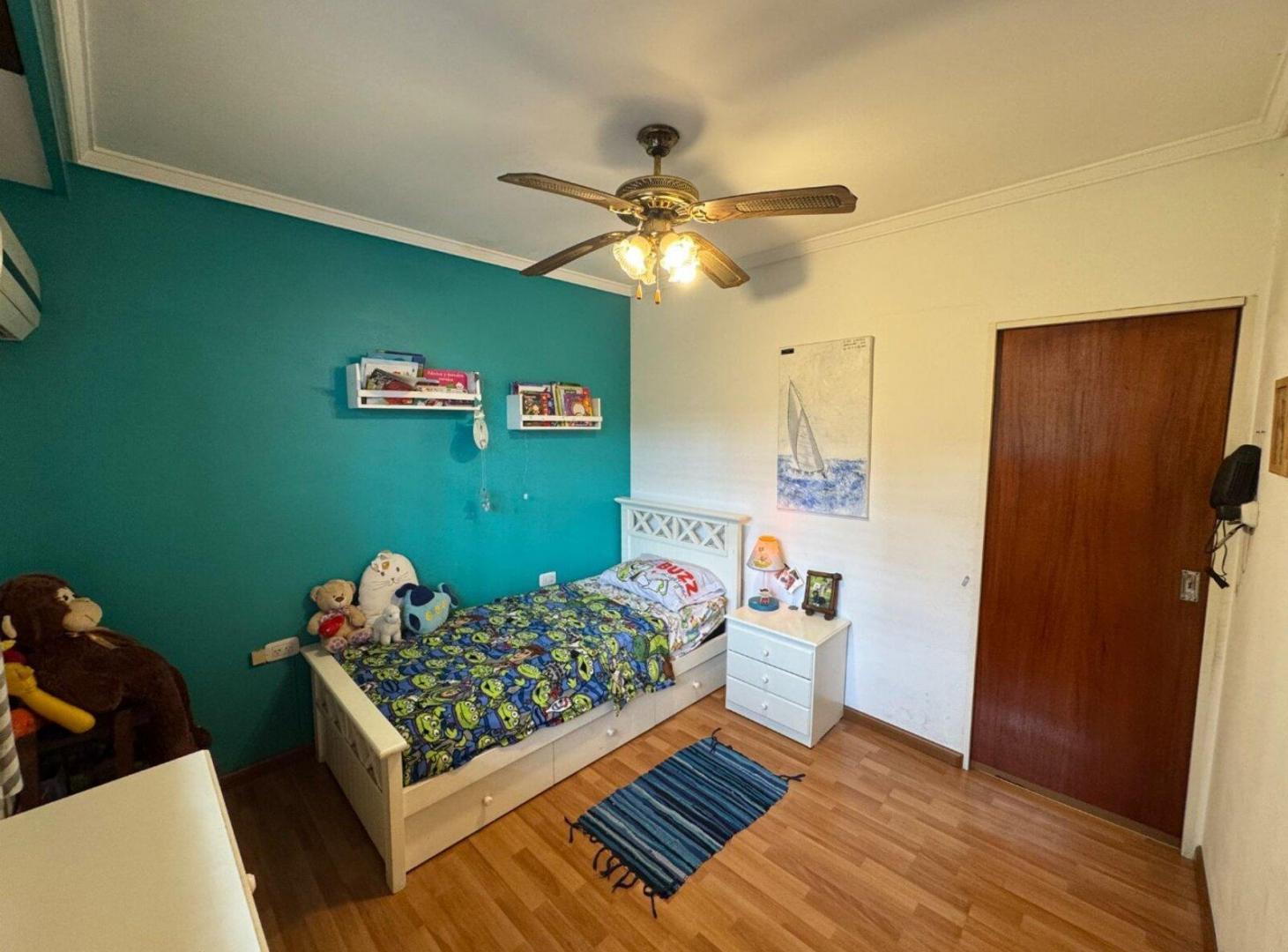 Foto de LUZURIAGA, CASA MULTIFAMILIAR EN VENTA 8 AMBIENTES, imagen 3