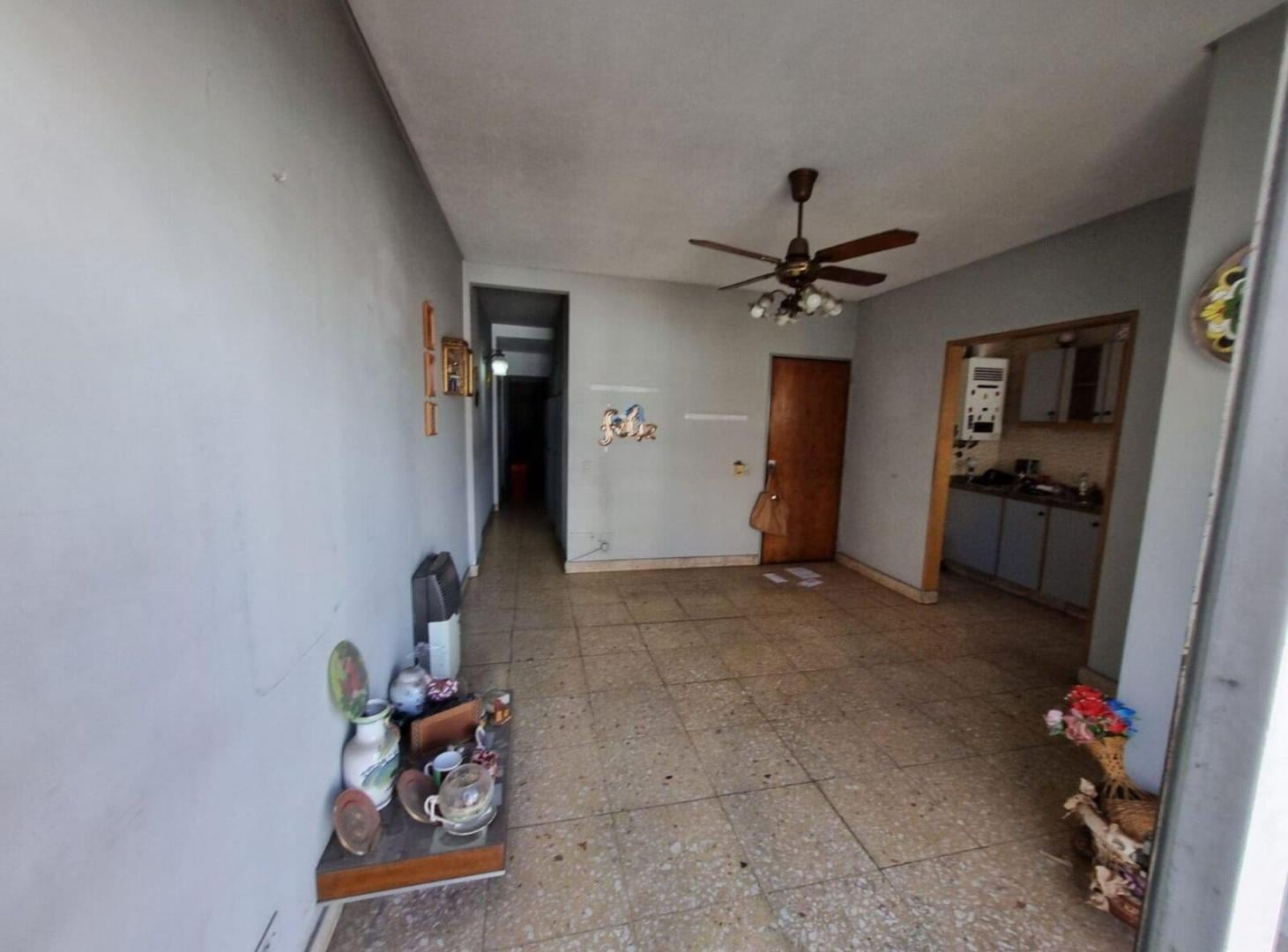 Foto de VENTA DEPARTAMENTO DOS AMBIENTES , AVELLANEDA ., imagen 2