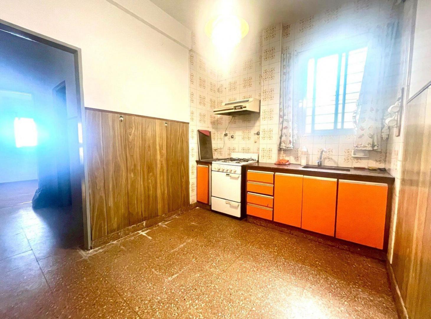 Foto de VENTA PH 4 AMBIENTES + 2 DPTOS EN BLOQUE PIÑEIRO, imagen 2