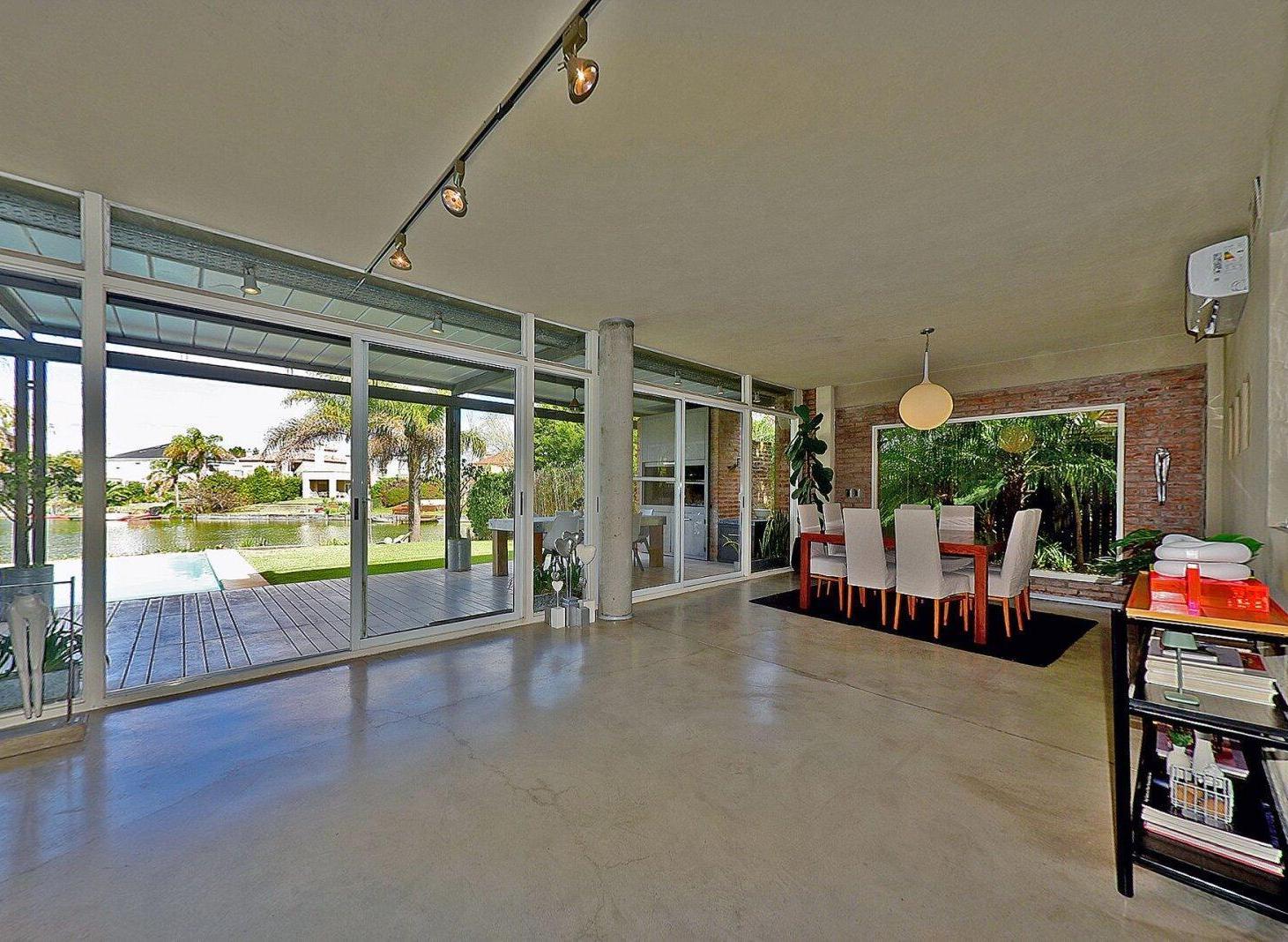 Foto de VENTA CASA DUPLEX 6 AMB NORDELTA MUELLE PRIVADO, imagen 2