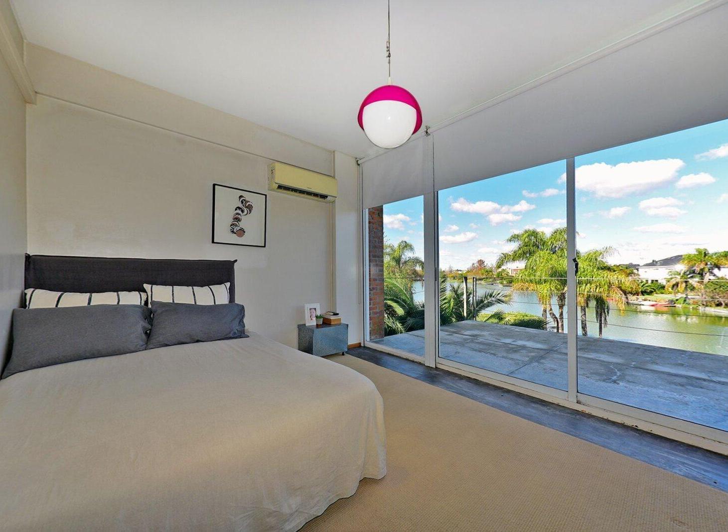 Foto de VENTA CASA DUPLEX 6 AMB NORDELTA MUELLE PRIVADO, imagen 1