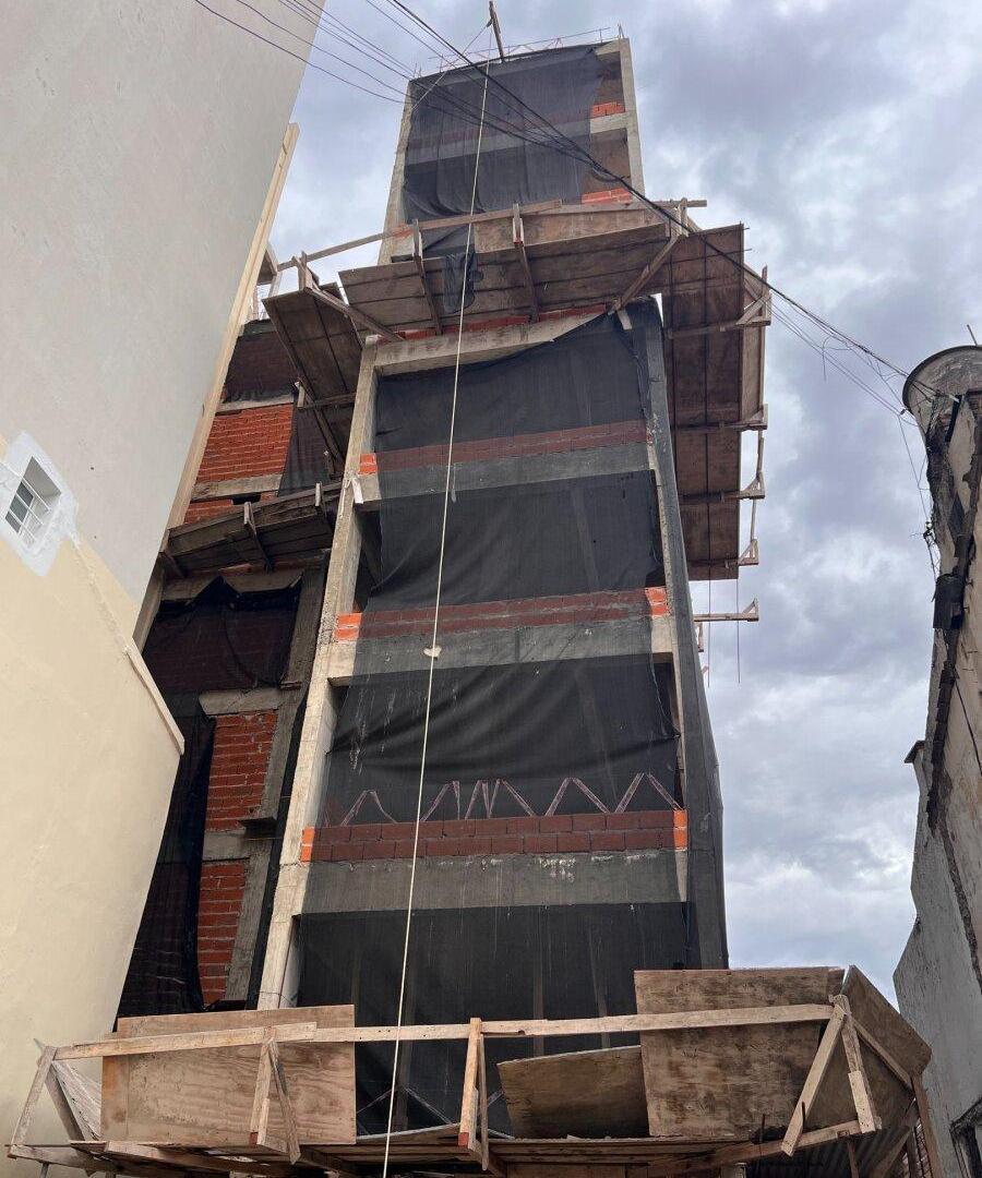 Foto de venta depto monoabiente con balcon y cochera a estrenar olivos av maipu, imagen 4