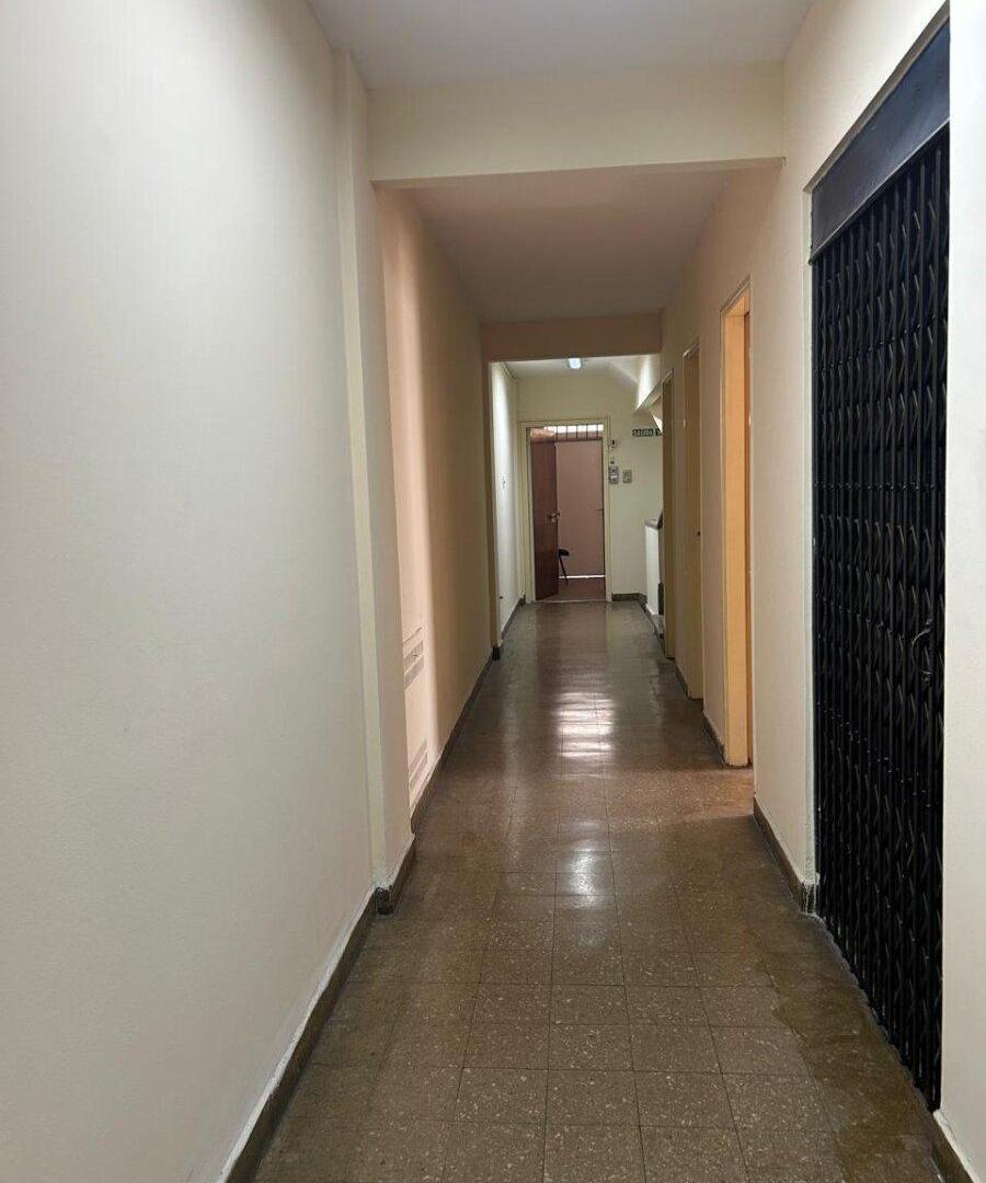 Foto de OFICINAS A LA VENTA AL FRENTE PISO ALTO, imagen 4
