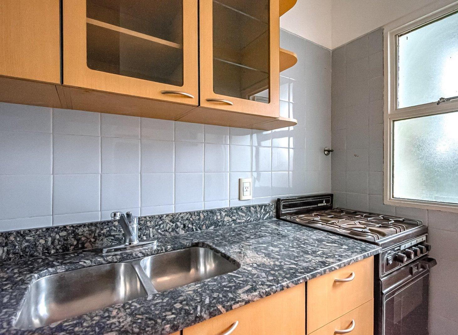 Foto de VENTA DEPARTAMENTO 2 AMBIENTES CON BALCON EN CABALLITO, imagen 4