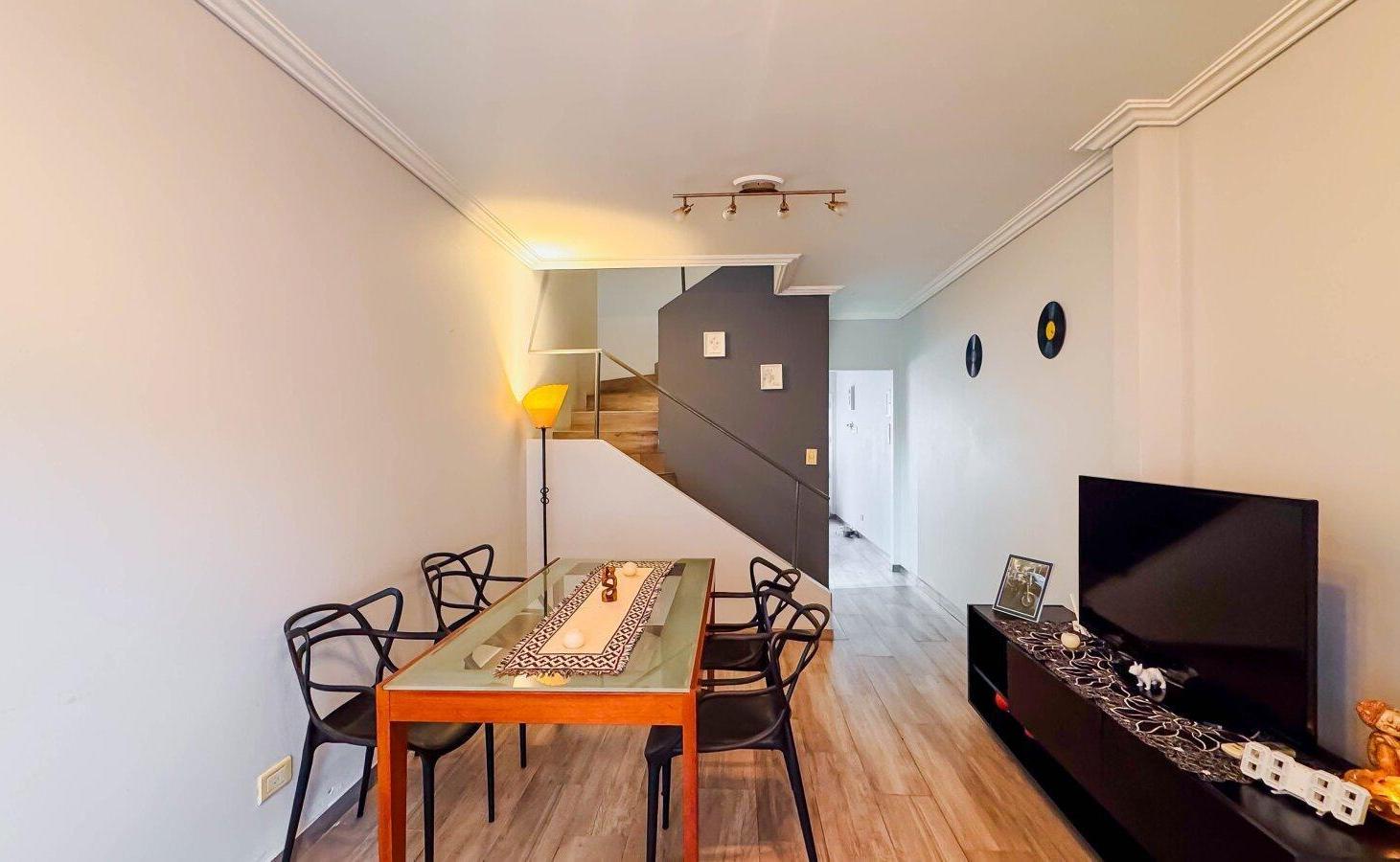 Foto de Venta | DÚPLEX 4 AMBIENTES | Patio, Parrilla, Cochera con Portón, imagen 1