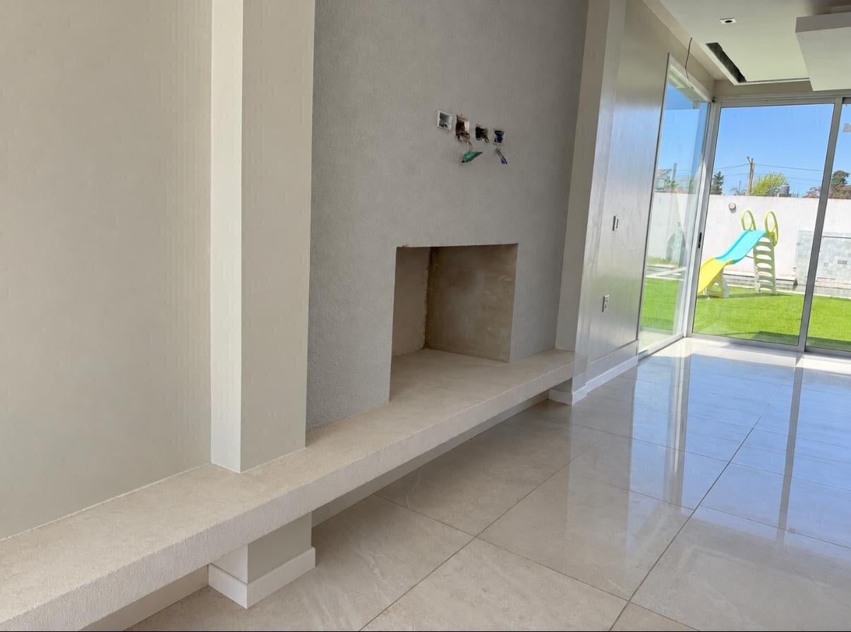 Foto de VENTA CASA 7 AMBIENTES CON PILETA A ESTRENAR EN PILAR BARRIO ABIERTO, imagen 4