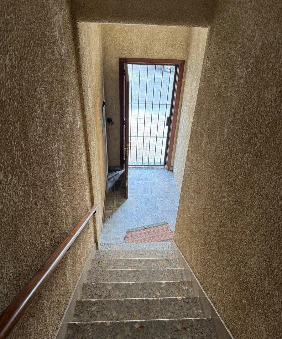 Foto de VENTA GALPON/DEPOSITO INDUSTRIAL LOCAL Y VIVIENDA, imagen 5