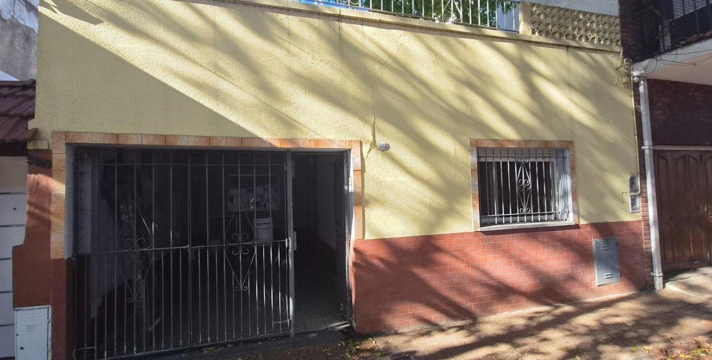 Foto de Venta | Casa en Lote Propio | 4 ambientes |C/ Patio y Cochera | Apto, imagen 1