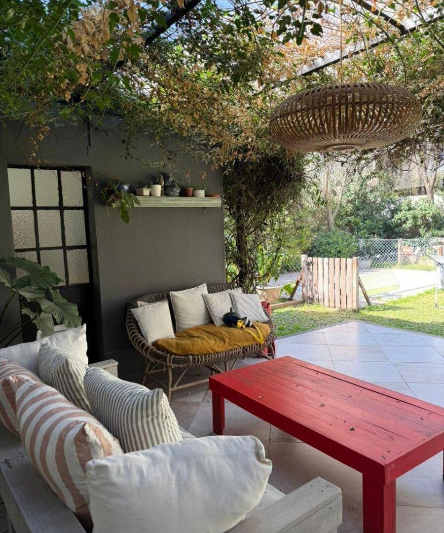 Foto de VENTA CASA BARRIO CERRADO LA ARBOLEDA MASCHWITZ JARDIN PILETA, imagen 3
