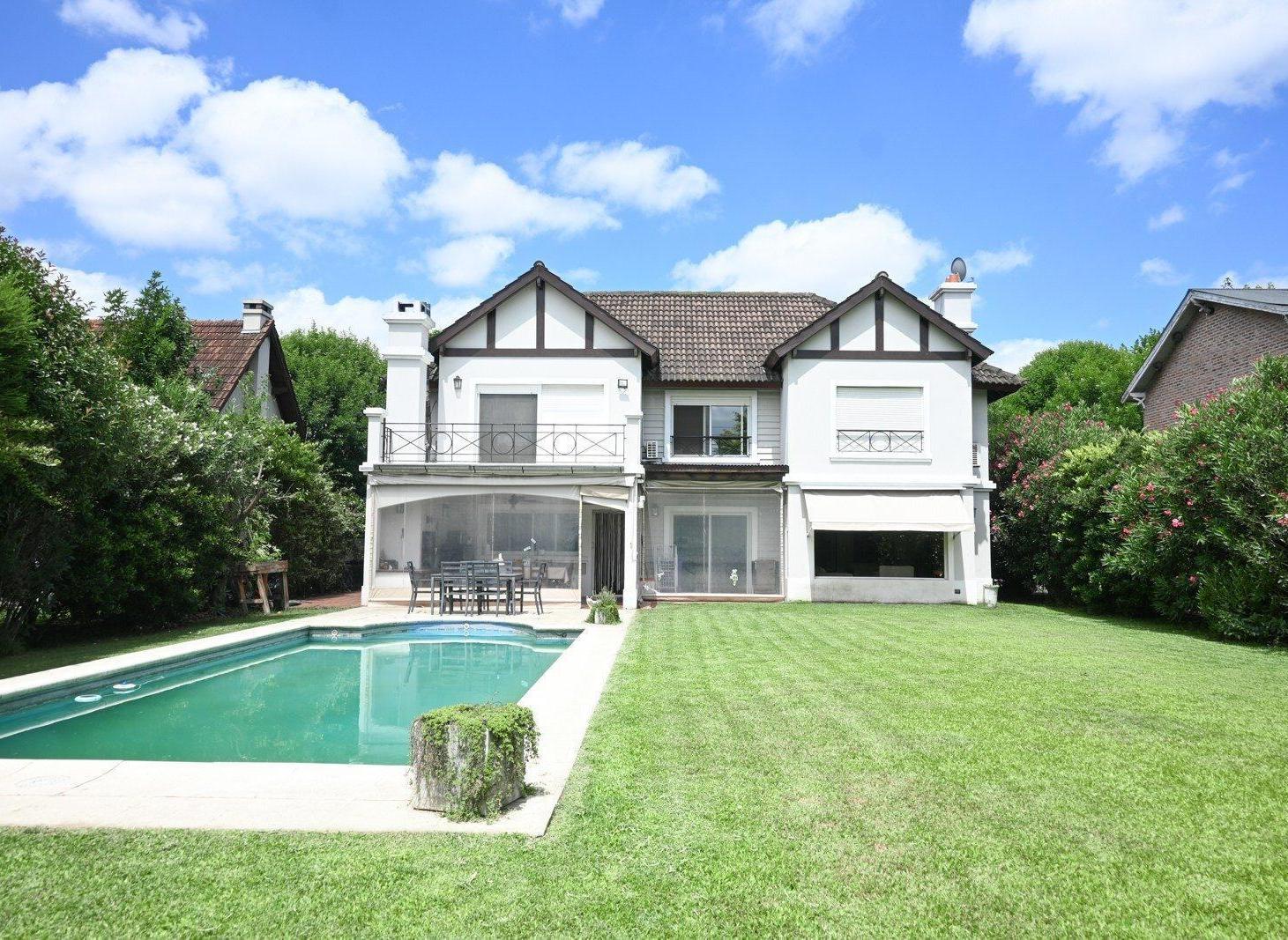 Foto de VENTA CASA ESCRITORIO Y DEPENDENCIA - CLUB DE CAMPO PUEYRREDÓN, imagen 1