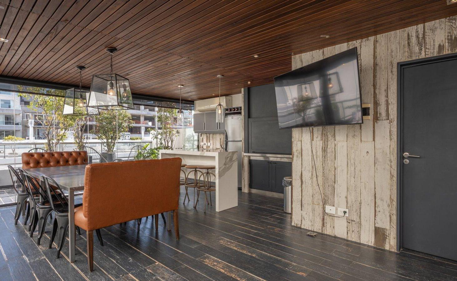 Foto de VENTA OFICINA TRIPLEX BAJO BELGRANO 6 AMBIENTES UNICA, imagen 2