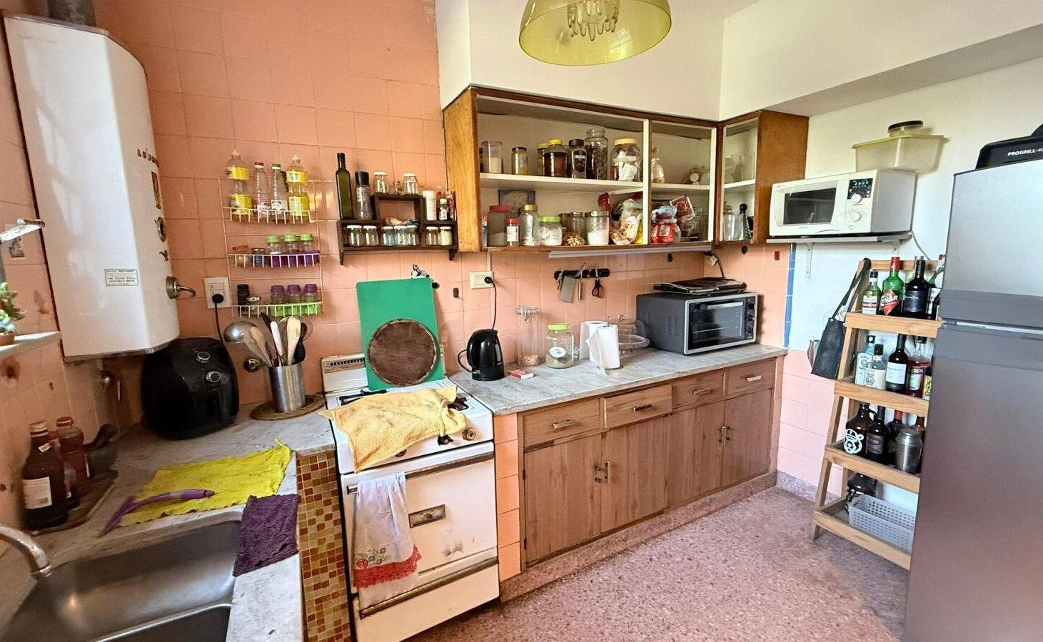 Foto de Casa en venta 6 ambientes Villa del parque, imagen 2