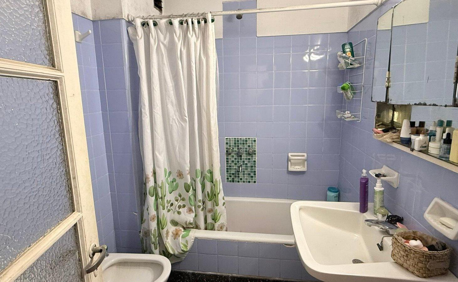 Foto de Casa en venta 6 ambientes Villa del parque, imagen 5