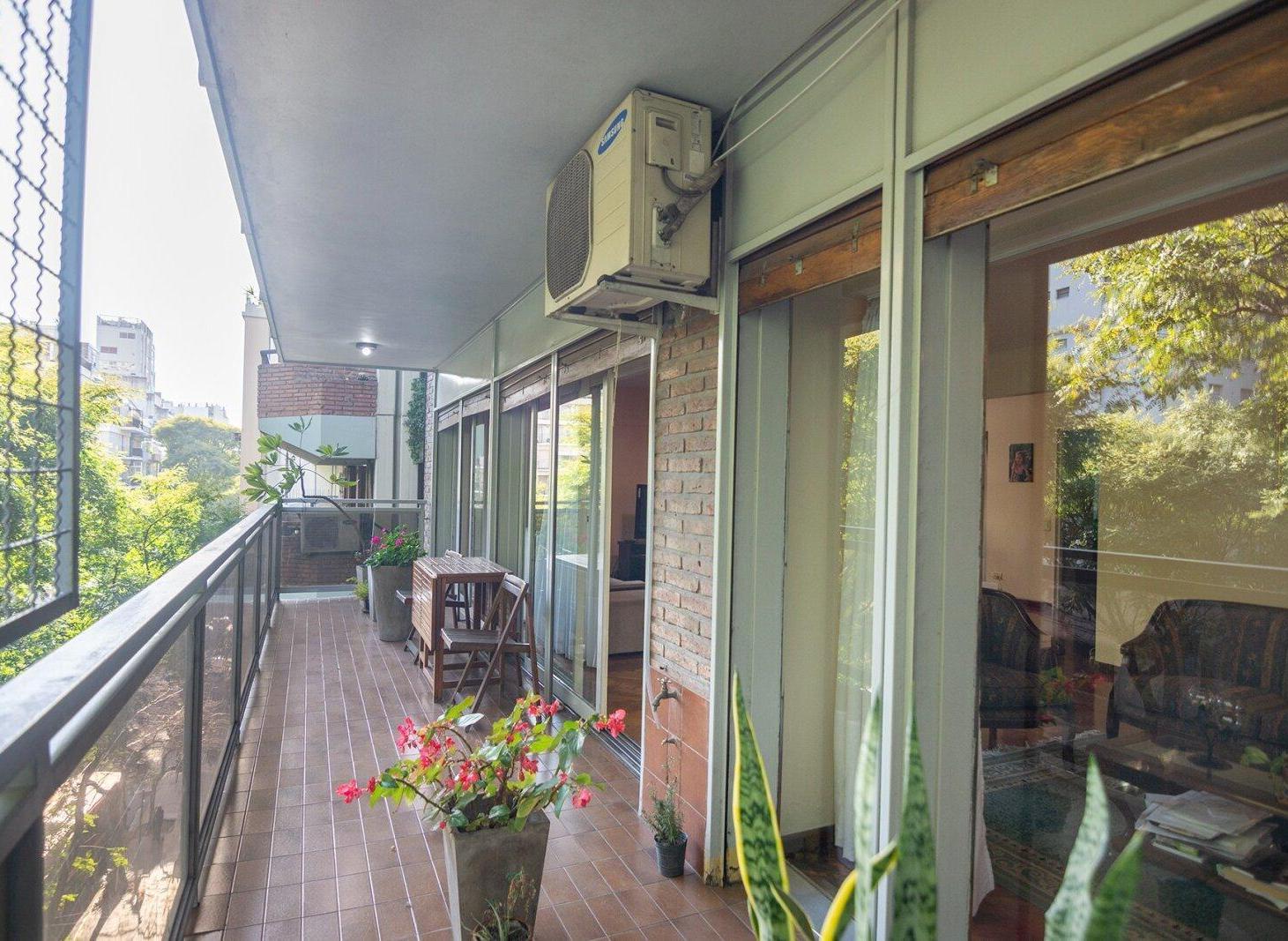Foto de Venta Departamento de 4 ambientes, dependencia y cochera en Las Cañitas, imagen 4