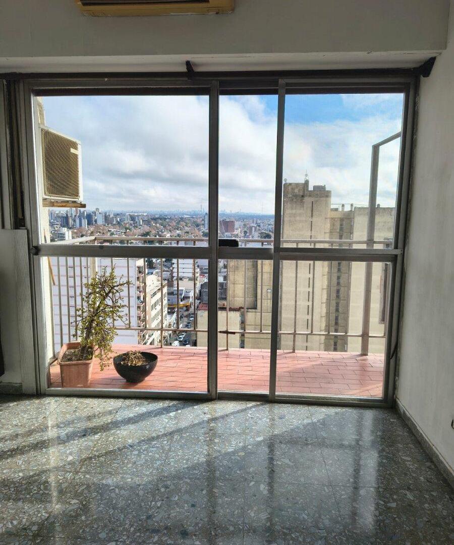 Foto de Venta dpto. en Quilmes con balcón con una luminosidad increíble, imagen 3