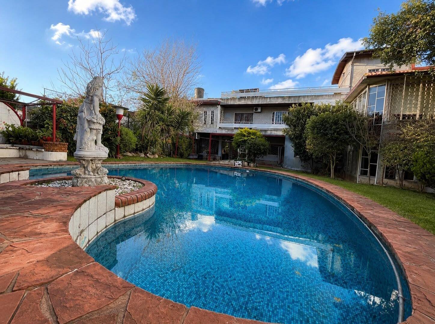 Foto de Venta casa 7 ambientes gran jardín con pileta, Florida, imagen 1
