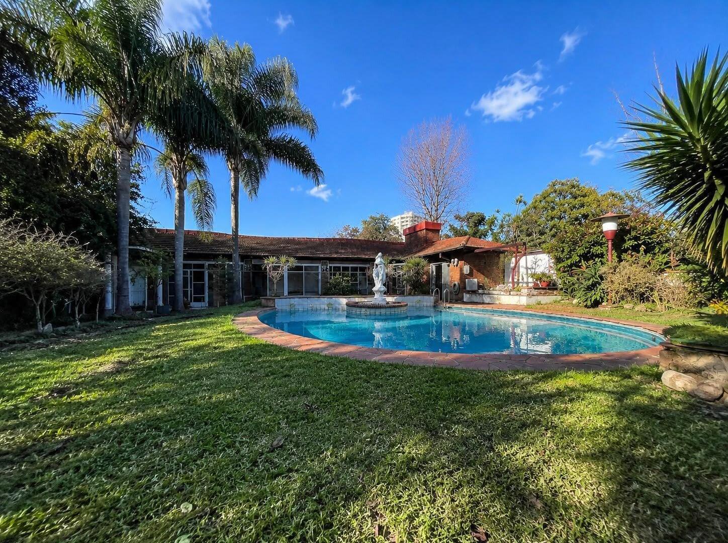 Foto de Venta casa 7 ambientes gran jardín con pileta, Florida, imagen 2