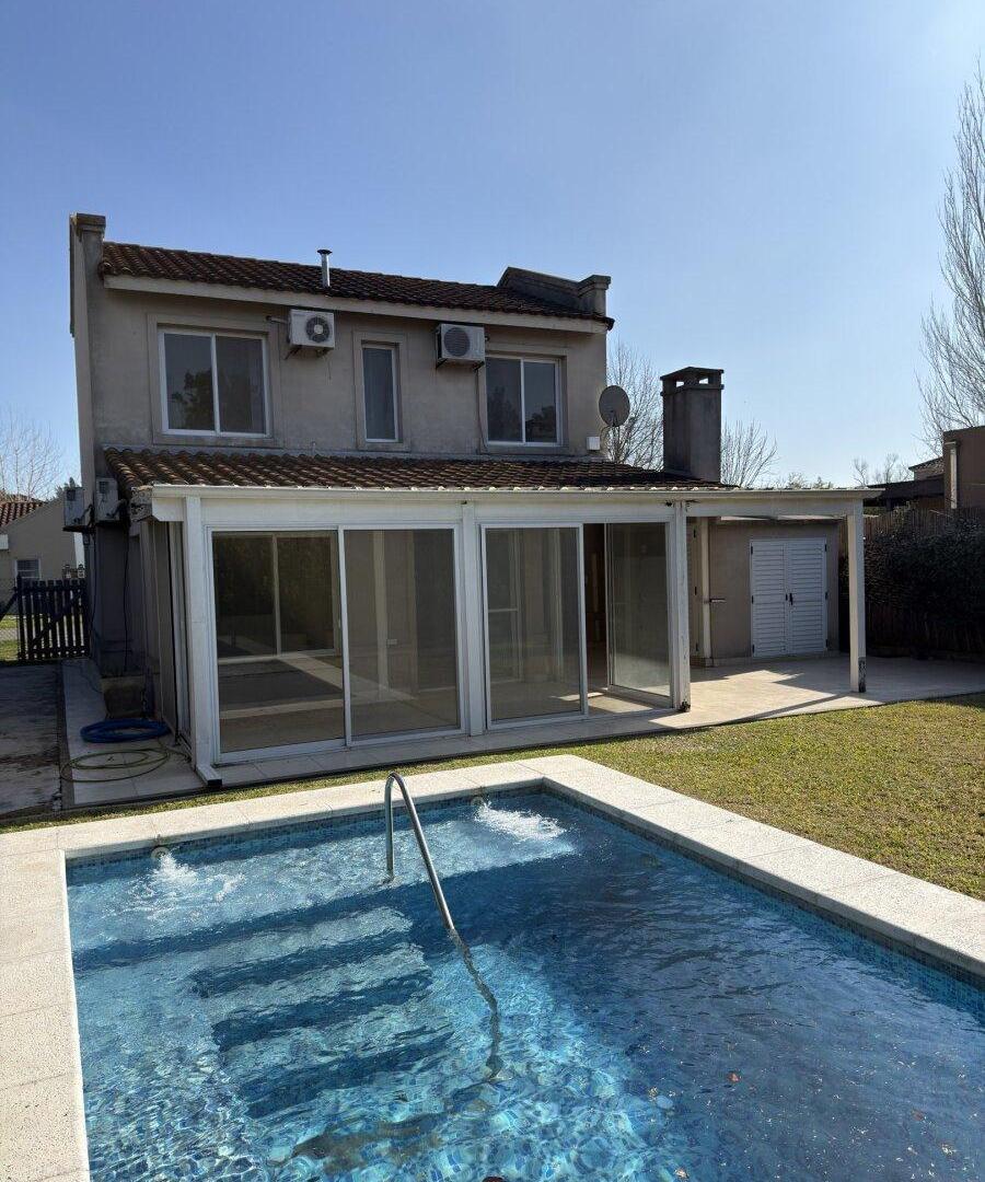 Foto de Casa con Pileta en La Candela, imagen 1