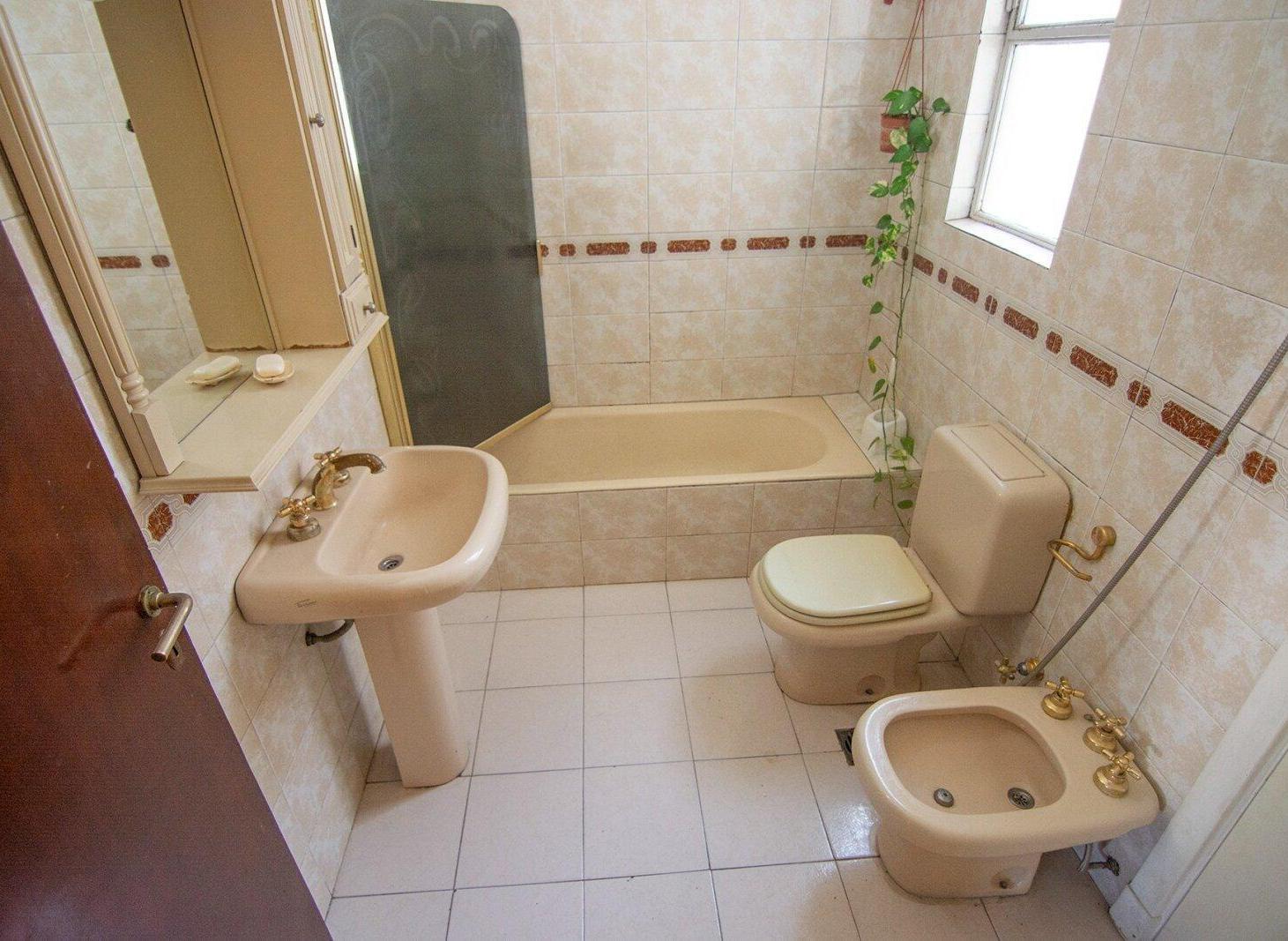 Foto de VENTA Departamento Flores/Caballito 3 ambientes con Dependencia y baño, imagen 3