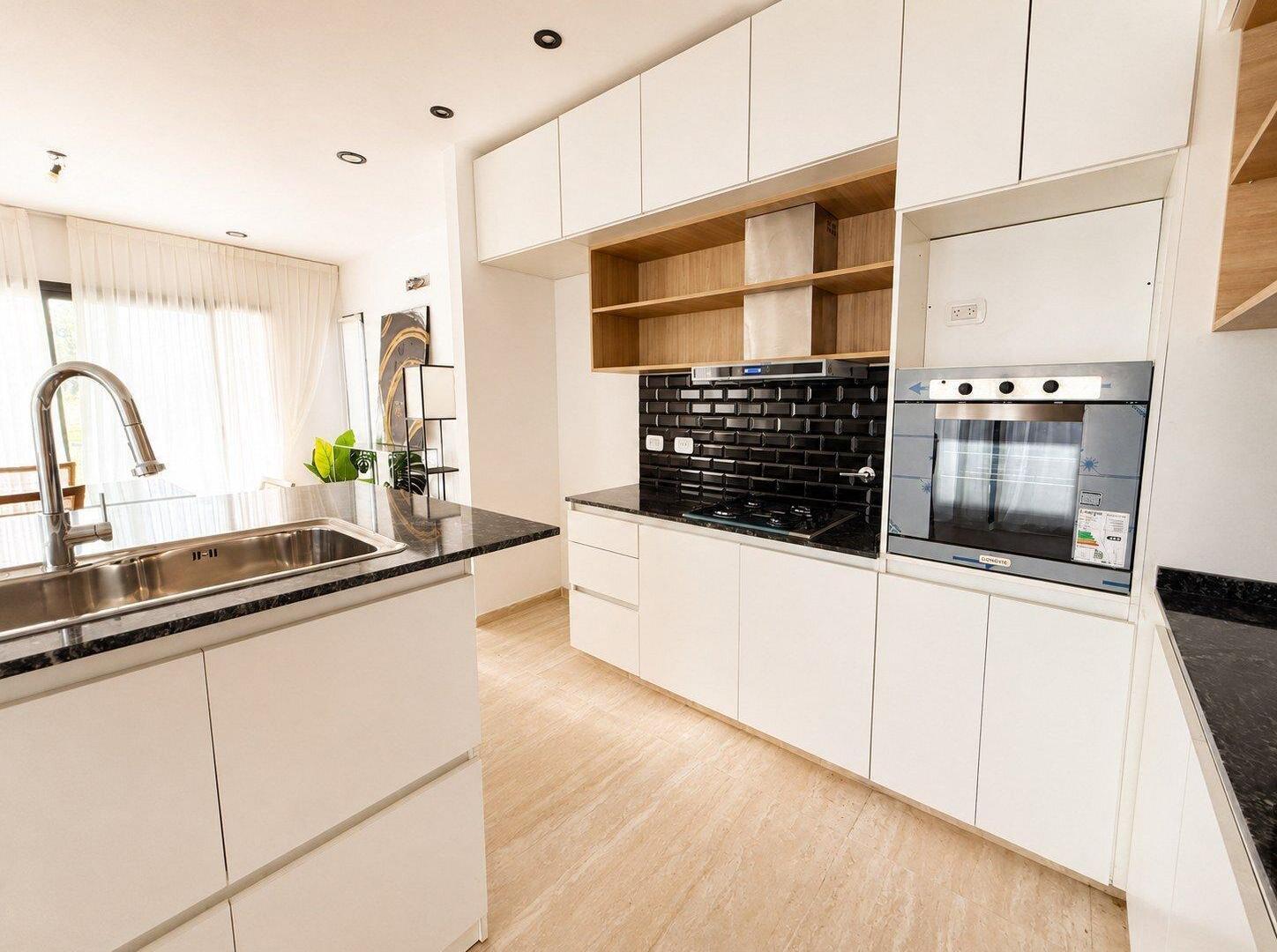 Foto de CASA A ESTRENAR EN LA ALAMEDA | 4 AMB + PISCINA + LOTE 700 m², imagen 4