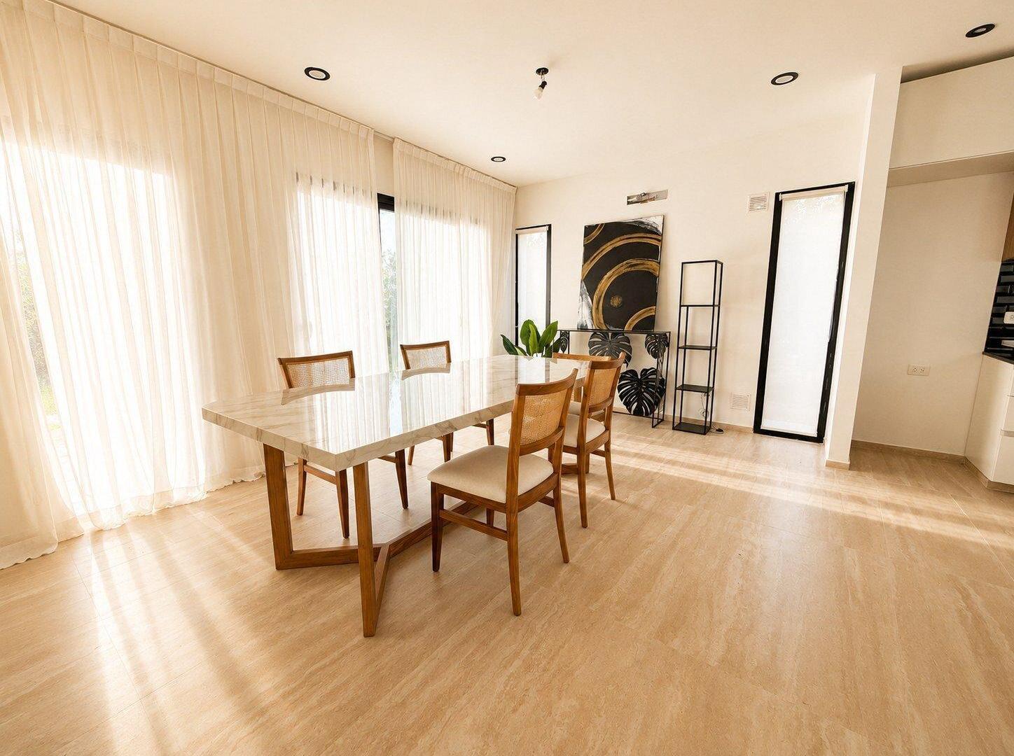 Foto de CASA A ESTRENAR EN LA ALAMEDA | 4 AMB + PISCINA + LOTE 700 m², imagen 1