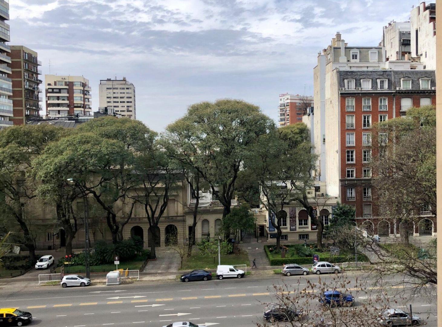 Foto de Departamento de 3 ambientes con dependencia y cochera en Palermo chico, imagen 2