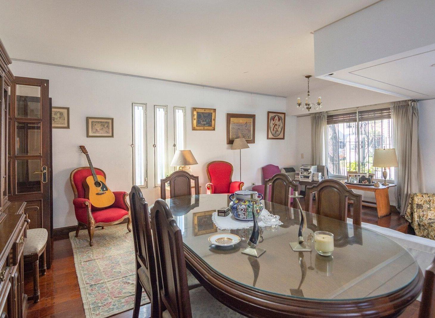 Foto de VENTA CASA 2 PLANTA JARDIN PILETA - 6 AMB - OLIVOS, imagen 2