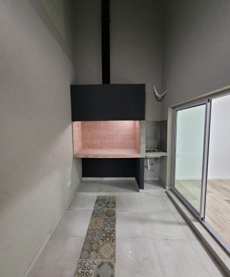 Foto de PH 2 Ambientes Reciclado a Nuevo con Patio y Parrilla, imagen 1