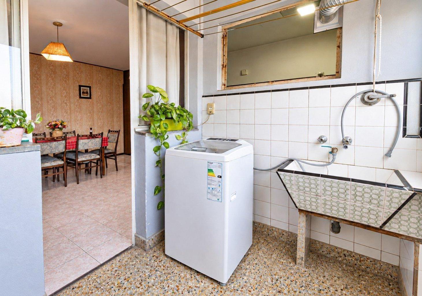 Foto de Departamento 3 ambientes Balvanera con jardin de invierno y lavadero, imagen 2