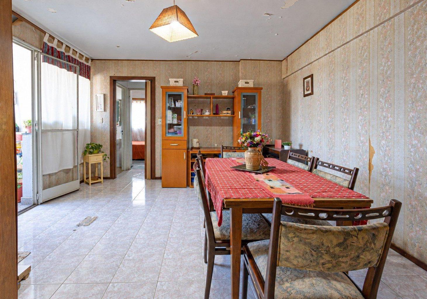 Foto de Departamento 3 ambientes Balvanera con jardin de invierno y lavadero, imagen 1